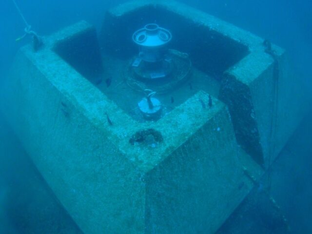 2015年 サンフランシスコ、大島深層水撤去、海象計メンテナンス